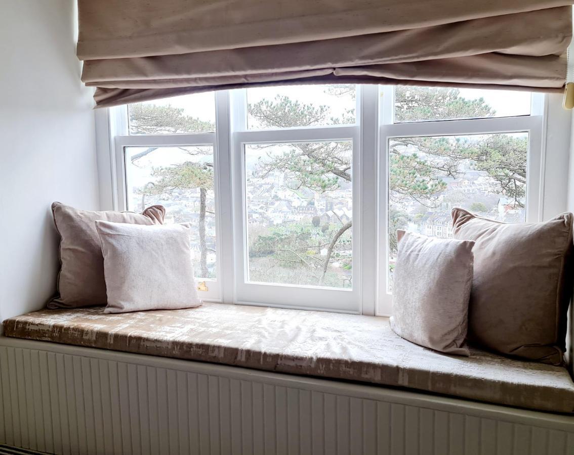 Westwell Hall Guest Accommodation, Bed & Breakfast, Luxury Rooms Ilfracombe Buitenkant foto
